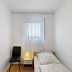 Auch Fuer Monteure Appartement *
